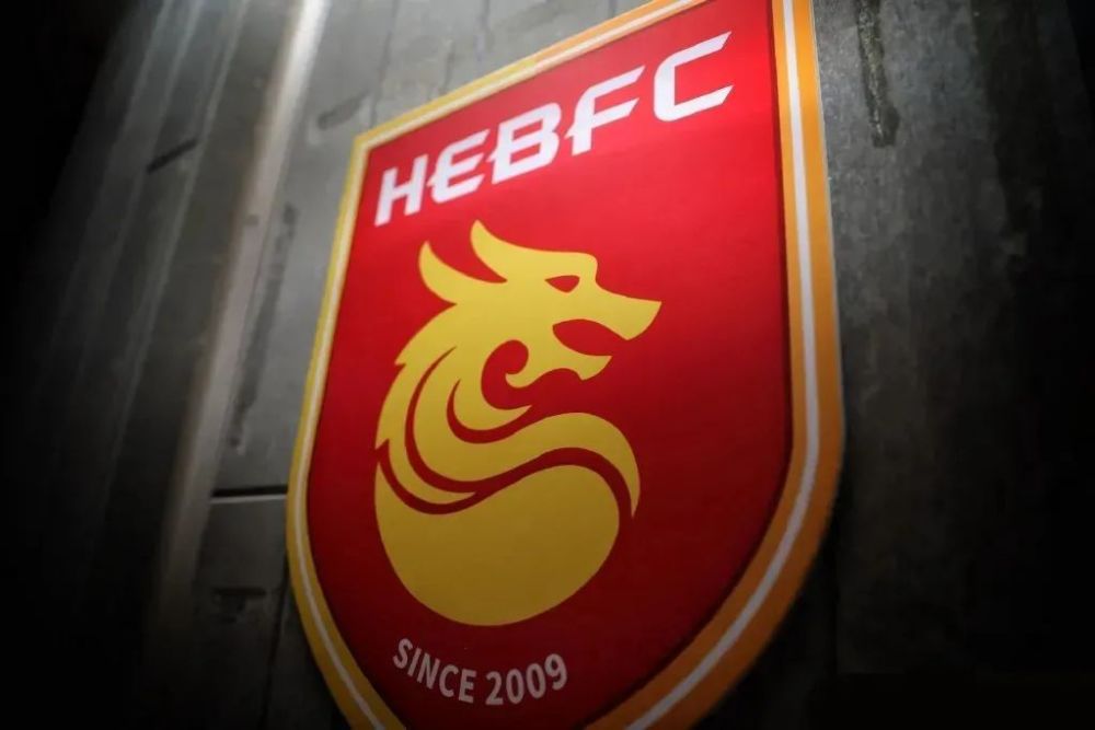半场战罢，阿森纳暂1-0埃因霍温；下半场，维特森破门扳平比分,加布里埃尔破门被吹！